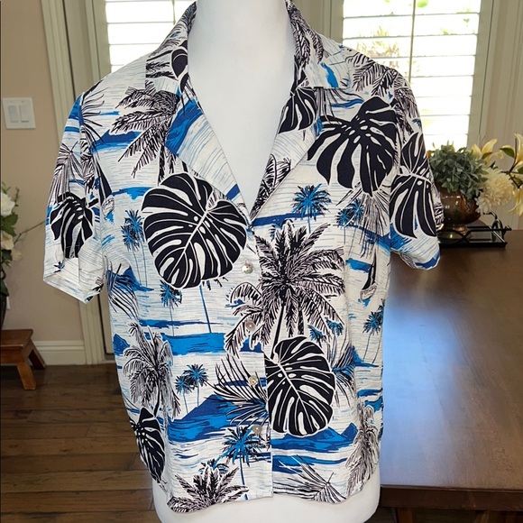 C&C California Tops - Linen Cotton Crop Boxy Button Front Shirt Beach Hawaiian Coconut Girl Sz S NWT